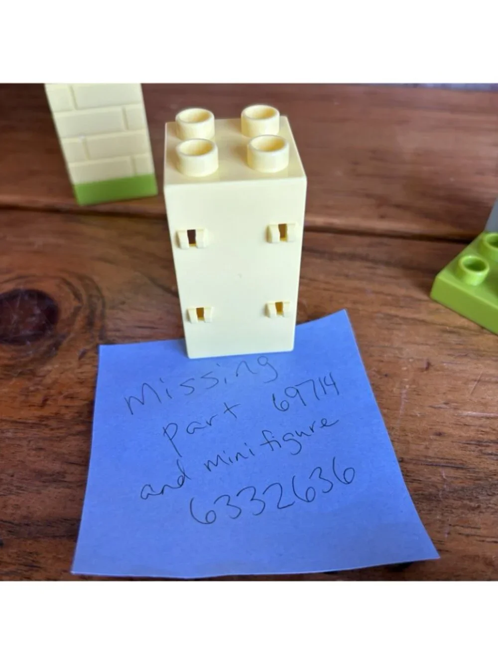 Incomplete LEGO Duplo 10951 Horse Stable and Pony Care Retired Missing  3 pieces